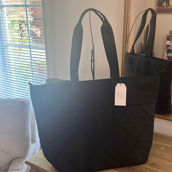 New Time and Tru  black bag - Picture 2 of 12